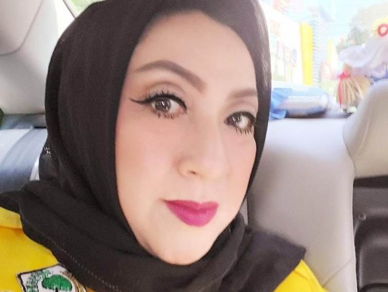 Drs Ec. Hj Pertiwi Ayu Krishna, MM,