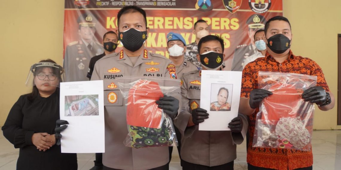 Ibu Kandung Buang Bayi Berusia Sehari di Pekarangan