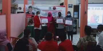 Anas Karno penyerahan bantuan rombong