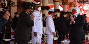 Wakil Gubernur AAL Hadiri Peringatan Hari Kesaktian Pancasila di Gedung Negara Grahadi