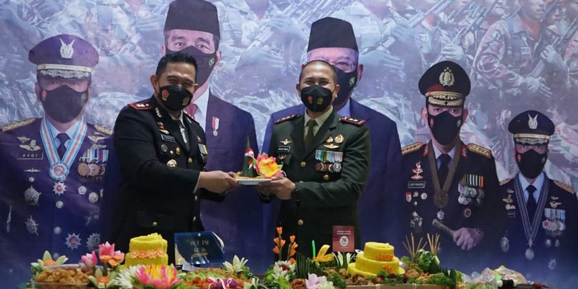HUT ke-76 TNI, Perkuat Soliditas TNI-Polri di Gresik