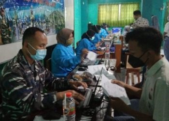 Vaksinator Akademi Angkatan Laut Kembali Sasar 189 Siswa MA NU Sidoarjo