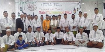 Jamaah Masjid Al Firdaus Graha Kota Sidoarjo Peringati Maulid Nabi Muhammad SAW