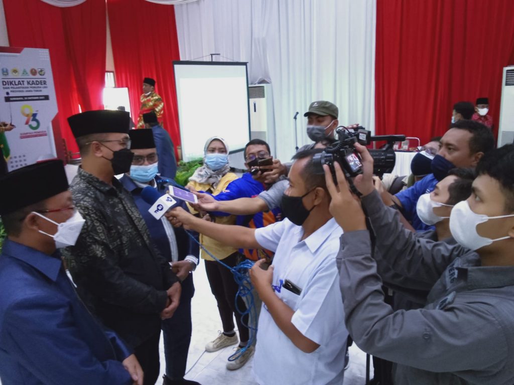 Kadispora Provinsi Jatim saat hadir di acara pembukaan diklat kader dan pelantikan Pemuda LDII Jatim