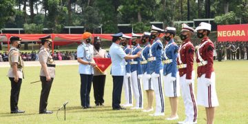 Hari Sumpah Pemuda, Gubernur AAL Hadiri Wisuda 982 Prabhatar Akademi TNI dan Akpol 2021