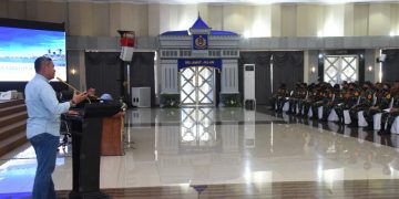 Bekali Taruna AAL, Laksdya TNI (Purn) A. Taufiquerrochman: Bangun Karakter Trisila TNI AL