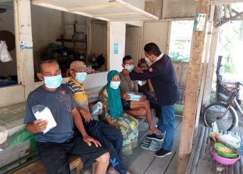 Kartarkab Sidoarjo Salurkan Bantuan Masker Dan Vitamin Dari Kemensos RI