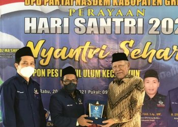 Peringati Hari Santri, Partai NasDem Gresik Ziarah Wali dan Nyantri ke Ponpes