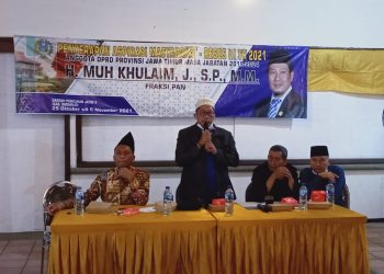 H Khulaim Junaidi saat reses bersama warga di Kecamatan Jabon