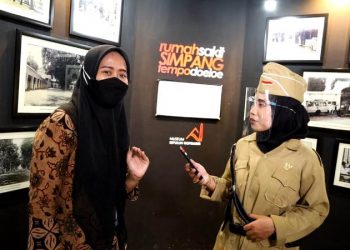 Guna melaksanakan kegiatan hari pahlawan, SD Al Muslim tepatnya hari Rabu (10/11/2021) menampilkan serangkaian kegiatan cinta pahlawan yang dikemas dalam sebuah vidio dan ditayangkan secara virtual kepada murid-murid SD Al Muslim.