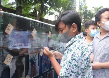 SD Al Muslim Gelar Pameran Puspa dan Satwa