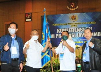 Lutfil Hakim Pimpin PWI Jatim 2021-2026