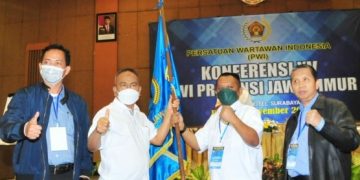 Lutfil Hakim Pimpin PWI Jatim 2021-2026
