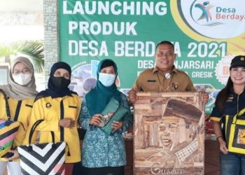 BUMDes Banjarsari, Cerme Ubah Limbah Sampah Jadi Ikon Produk Unggulan