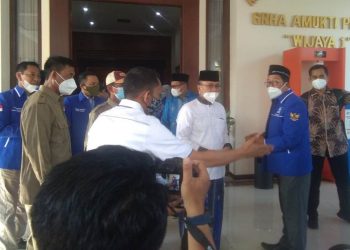 H Khulaim Junaidi turut mendampingi Kunker Ketum PAN Zulkifli Hasan di Jatim.