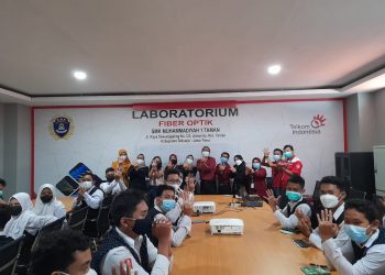 SMK Muhammadiyah 1 Taman Menyongsong Kurikulum Kelas Industri