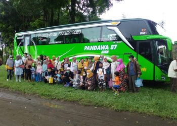 Anggota Koperasi dan Warga Saling Bersinergi