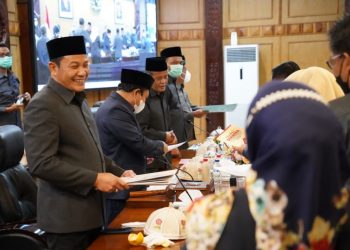 Jelang Tutup Tahun 2021 DPRD Sidoarjo Sahkan Perda Pajak Online