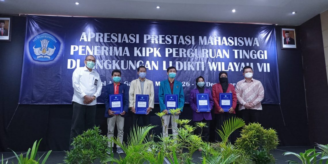 Mahasiswa Penerima KIP Akfar Mitra Sehat Mandiri Sidoarjo Terima Apresiasi Dari L2Dikti Wilayah VII