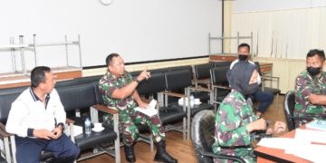 Gubernur AAL Tinjau Ujian Sidang Proposal Skripsi Taruna Tingkat lV