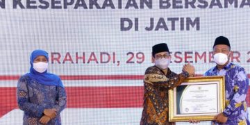 Mendes PDTT Apresiasi Percepatan Pembangunan Desa di Kabupaten Gresik