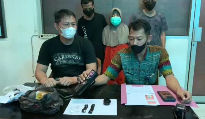 Rutan Surabaya gagalkan penyelundupan sabu sabu yang dikemas di botol sampo
