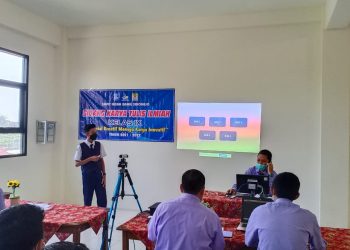 12 Siswa SMP Islam Terpadu Insan Kamil Sidoarjo Ikuti Sidang Karya Tulis Ilmiah