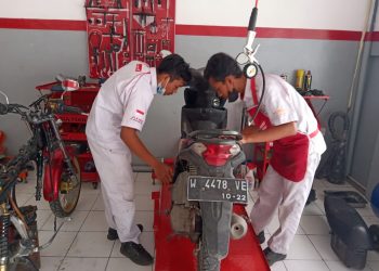 SMK Senopati Sedati Gebyar Service Sepeda Motor Gratis