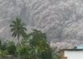 Lagi, Gunung Semeru Erupsi, Dua Kecamatan di Lumajang Gelap, BPBD Jatim: Bukan Erupsi, Tapi Awan Panas Guguran