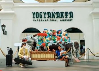 Menimang Lela Ledhung (Catatan di Hari Ibu)