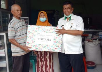 Pemkab Sidoarjo Beri Apresiasi Wajib Pajak Panutan Pembayar Pajak Pertama Tahun 2022