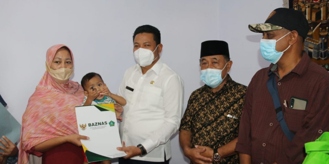 Pemkab Sidoarjo Bantu Pengobatan Bayi Kelainan Anus