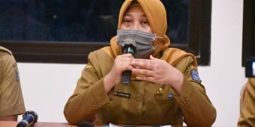 Kepala Dinas Kesehatan Kota Surabaya Nanik Sukristina (1)