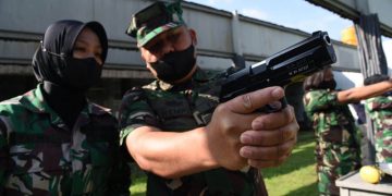 Laksanakan Arahan Kasal, Kowal AAL Latihan Nembak Pistol