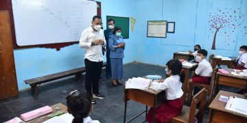 Dispendik dan Para Pakar Sepakat PTM 100 Persen di Surabaya Dilanjutkan