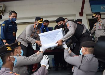 Kapolresta Sidoarjo Terima Jenazah PMI Korban Tenggelam di Perairan Johor Malaysia