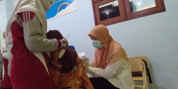 SD Islam Tarbiyatul Ummah Lakukan Vaksinasi Anak Didiknya