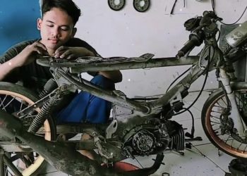 Dewa Asdhi Wijaya Siswa SMK Krian 2 Berwirausaha Bengkel Omsetnya Mencapai Rp 30 Juta per Bulan