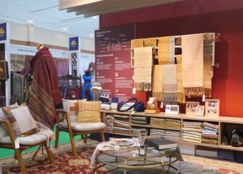 Mendag Apresiasi Upaya Pelestarian Mahakarya Kain Tenun Batak