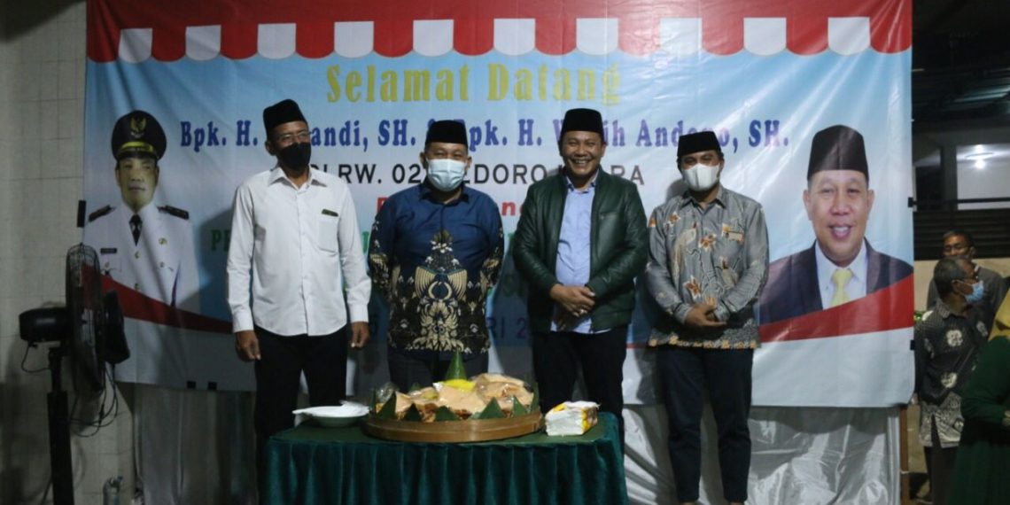 Wabup Sidoarjo Subandi Resmikan Infrastruktur PJU di Desa Wedoro Waru