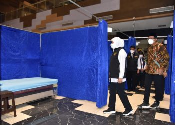 Gubernur Jawa Timur Tinjau Isoter MPP Sidoarjo