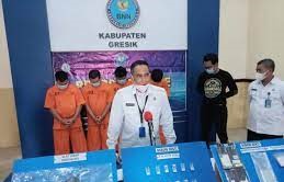 BNNK Gresik Gerebek Pesta SS, 4 Pemuda Diringkus