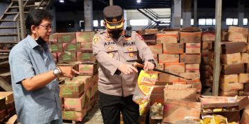 Tinjau Gudang Migor, Polres Gresik Pastikan Tidak Ada Penimbunan