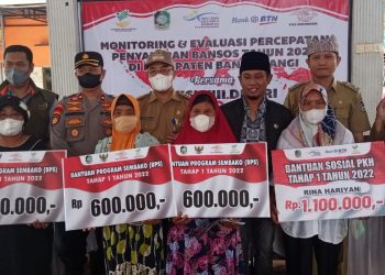 DPR Kawal Penyaluran BPNT di Desa Aliyan, Rogojampi