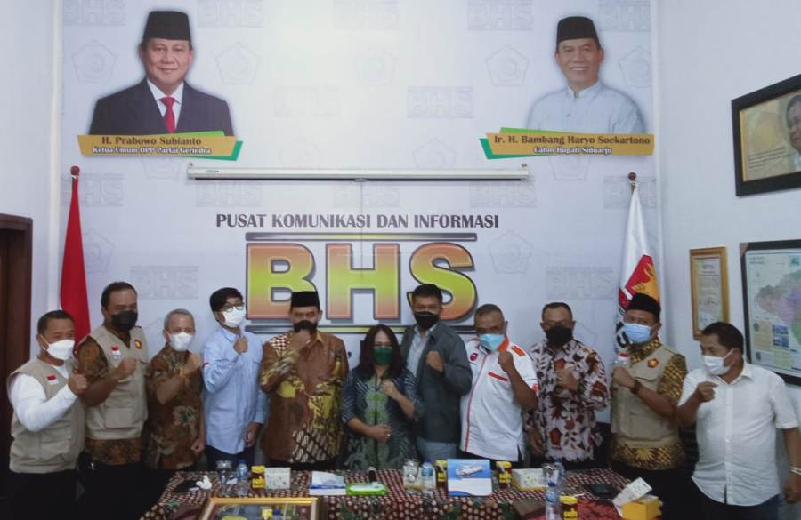 BHS Terima Penghargaan Positive News Maker Kabupaten Sidoarjo 2021