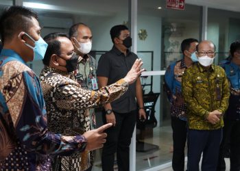 Kunjungi Imigrasi Tanjung Perak, Sekjen Kemenkumham: Pertahankan Presikat WBK/WBBM