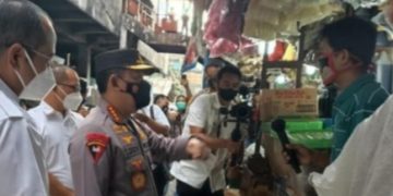 Kapolri Sidak ke Pasar Minggu, Cek Ketersediaan Migor