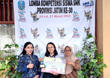 Siswa SMK Farmasi Bina Farma Madiun Keluar Sebagai Juara 1 LKS Dalam Bidang Pharmacy