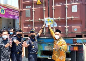 Untuk Bahan Pupuk Organik, Rumput Laut Bawean, Gresik  Tembus Tiongkok