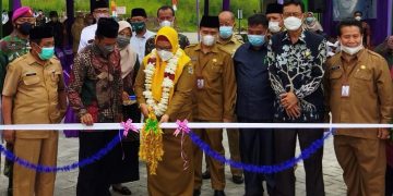 Setelah 2 Tahun ‘Ndompleng’, SMPN 33 Gresik Akhirnya Tempati Gedung Sendiri